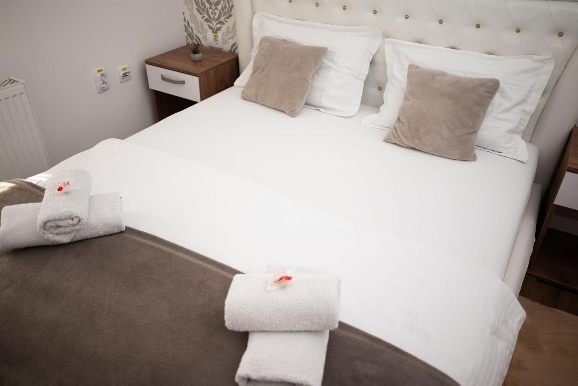 Apartment Primula Subotica Ngoại thất bức ảnh